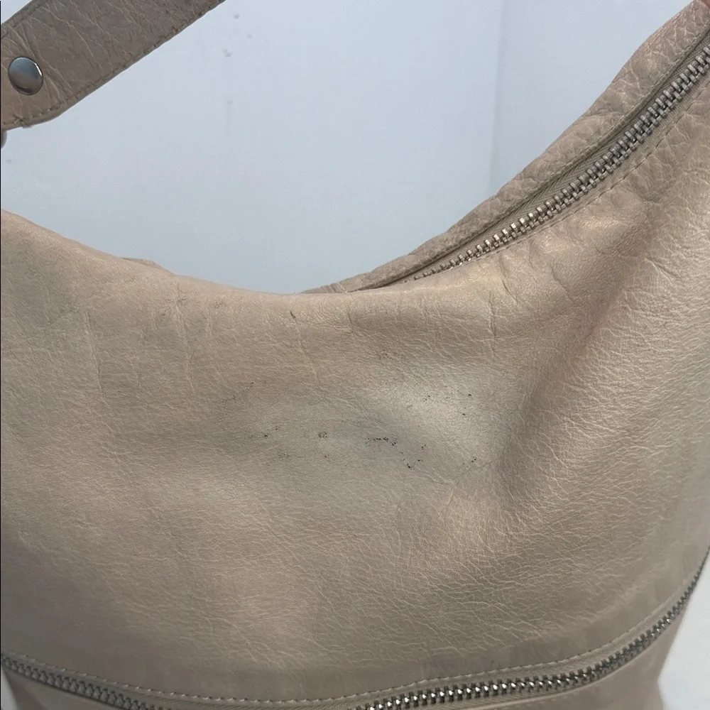 HOBO Taupe Pebble Leather Slouch Shoulder Bag Front Zip Pocket